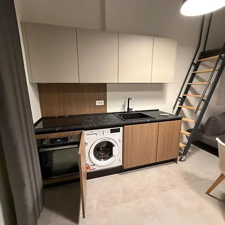 Apartment 10 Giannone *