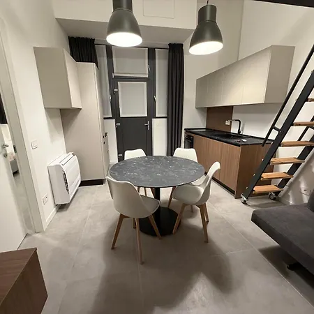 10 Giannone * Mailand